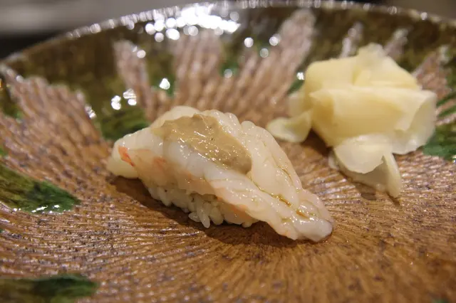 蟹麵豉牡丹蝦壽司