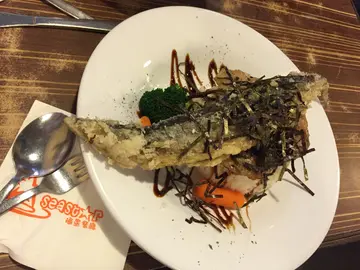 午餐-秋刀鱼猪扒配日式酱汁饭