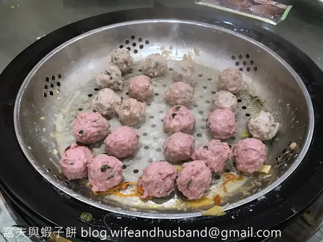 手打梅菜豬肉丸和自製鮮牛丸