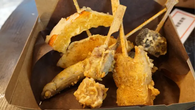 和牛粒丶黑豚肉五花腩丶墨魚汁香腸丶多春魚丶南瓜