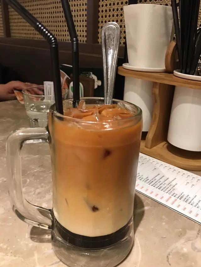 三色拉茶