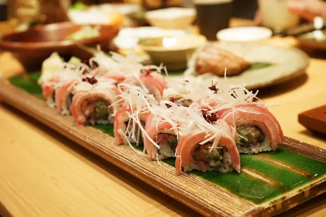 吞拿魚三味卷 (12件)