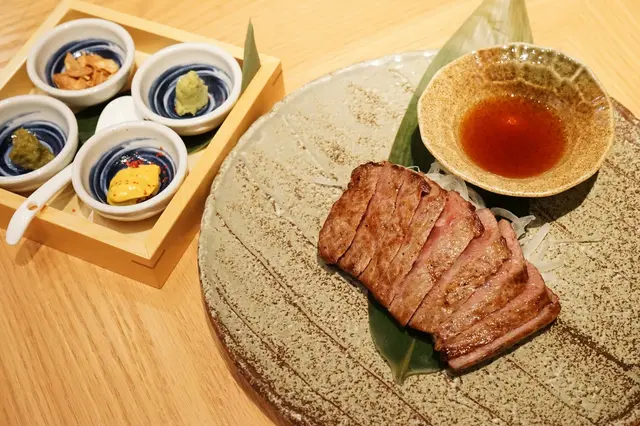 燒澳洲和牛西冷配柑橘醬油