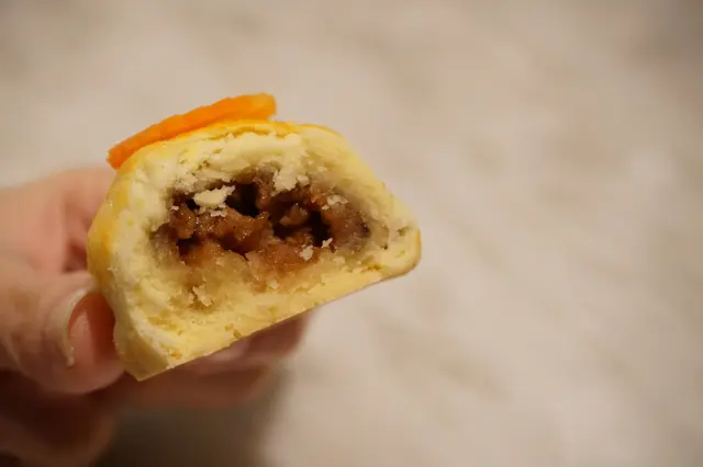 還以為內餡是會原隻鮑魚,其實是鮑魚粒、豬肉碎和蝦米。