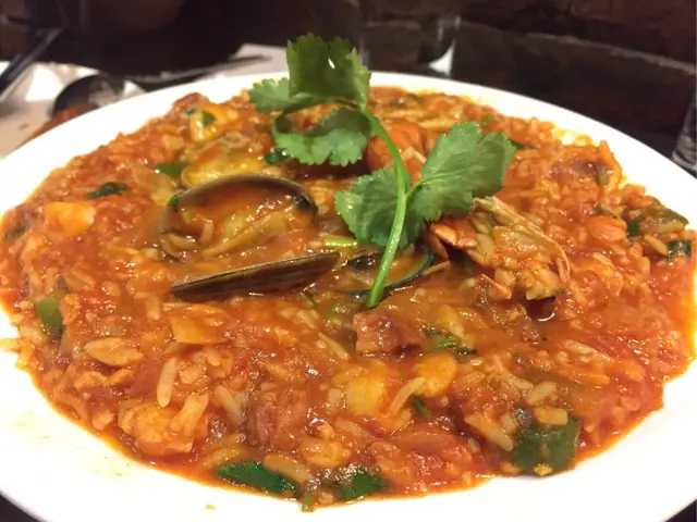 蕃茄燴飯囉,冇乜海鮮味!完