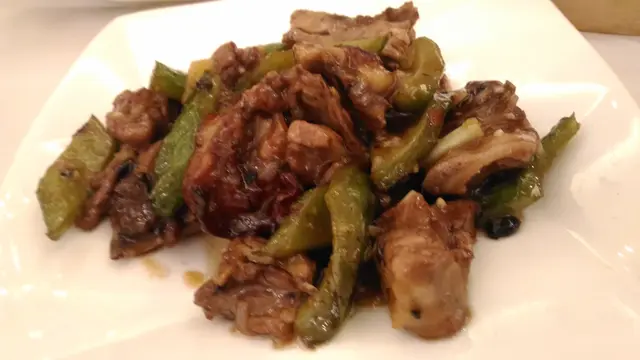 涼瓜炆鴨件