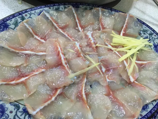 生魚片