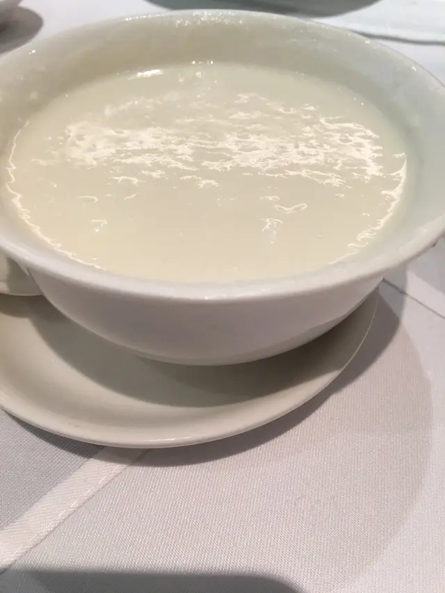 不知所謂，含有大量粗粒粉及老蛋白