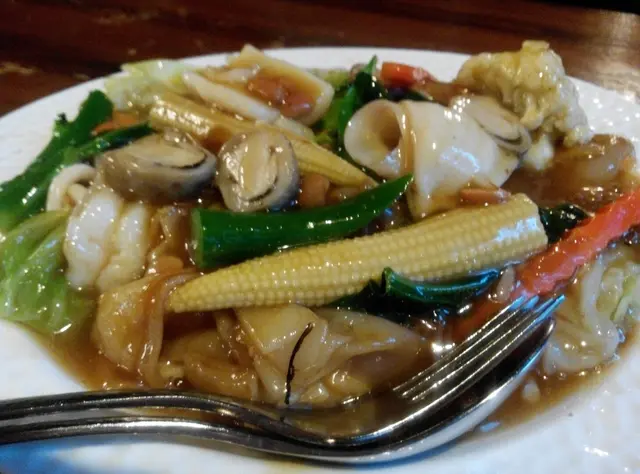 泰式濕炒海鮮河