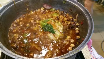 添加汤底