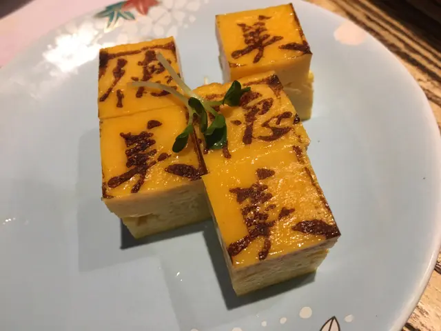 德美玉子