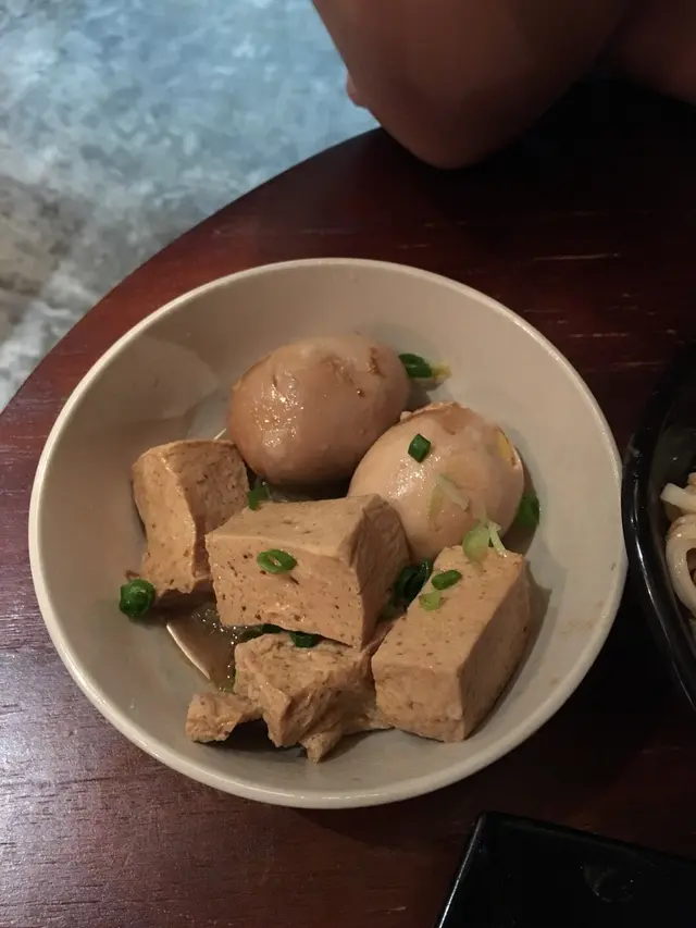 百頁豆腐及滷蛋