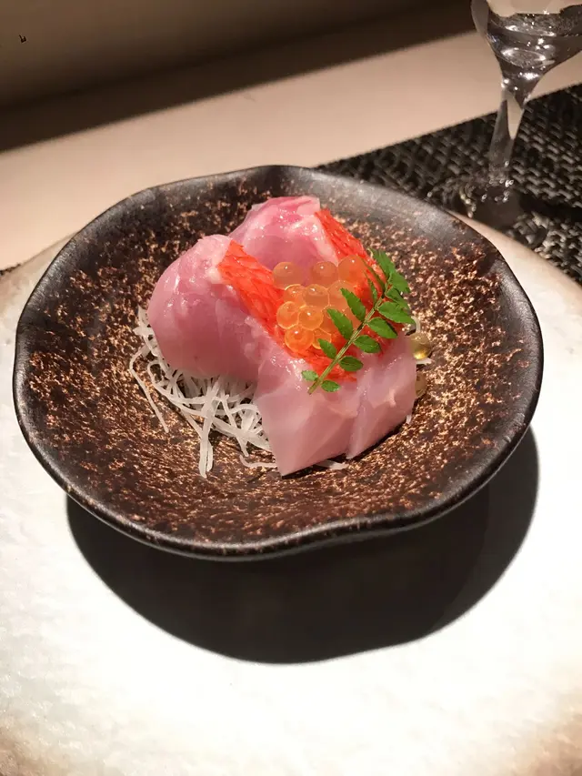 千葉縣‧地金目鯛配黃金三文魚子