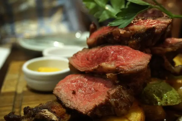 炭燒加拿大牛仔骨 (35oz)