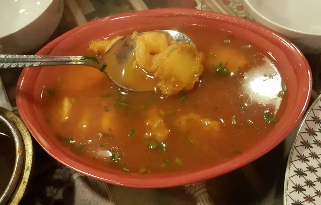 伊沙特色海鮮湯