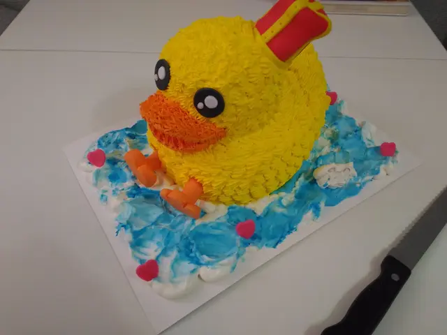 見到3D Duck Cake, 真係唔捨得切.....  