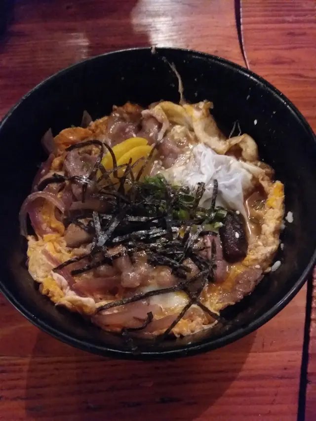 滑蛋上級牛肉飯