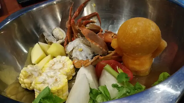 新鮮蟹鍋花甲湯底