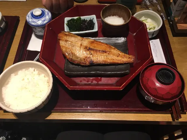 燒花魚定食