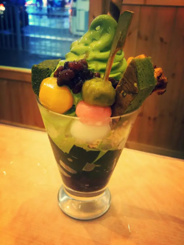 日式精選乳酪芭菲