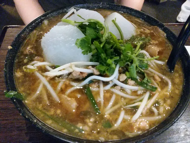 腩肉羅白小鍋米線 (小小辣)