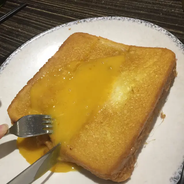 奶黃流心西多士