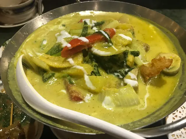 鑊仔綠咖哩斑塊