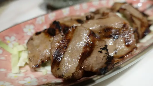 呢個牛舌係薄燒 口感正味道唔錯