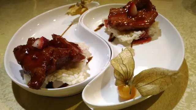 士多啤梨黑豚肉排骨