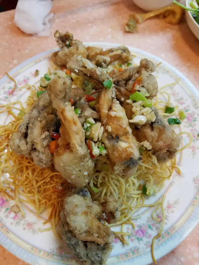 乾柴烈火，一向喜歡田雞既我，都無眼睇