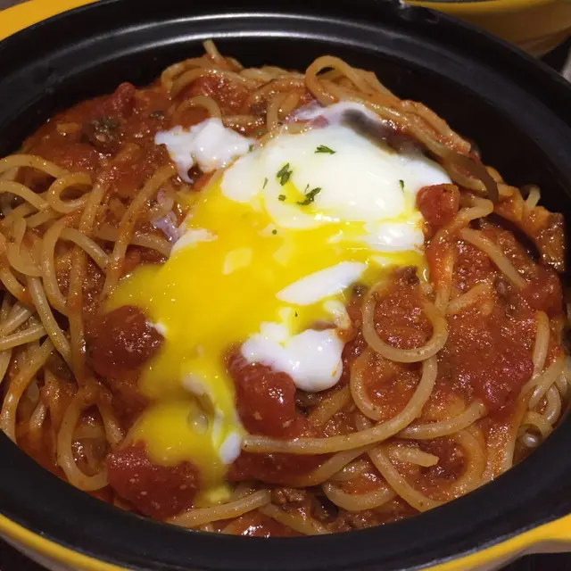 肉醬溫泉蛋意大利粉