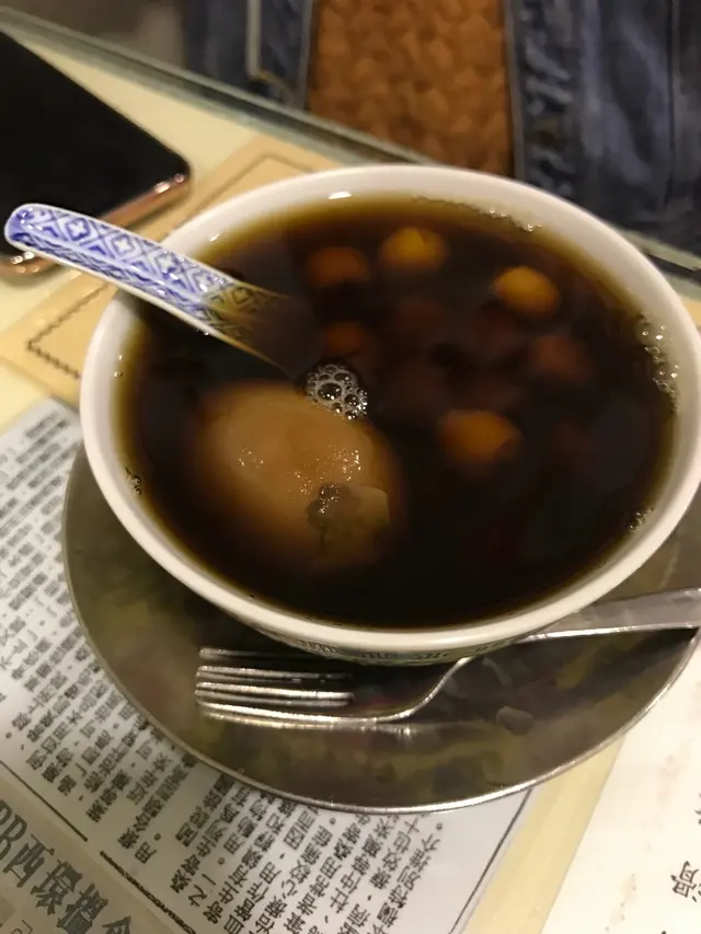 桑寄生蓮子蛋茶