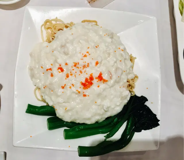 賽螃蟹炆伊麵