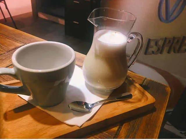 Honey Earl Grey Latte