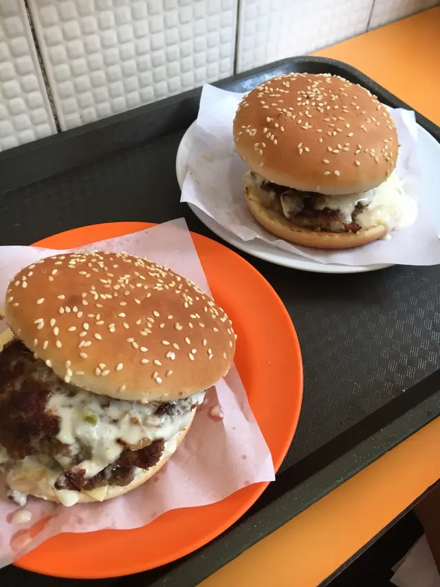 雙層芝士漢堡
