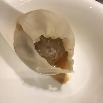 招牌灌湯小籠包