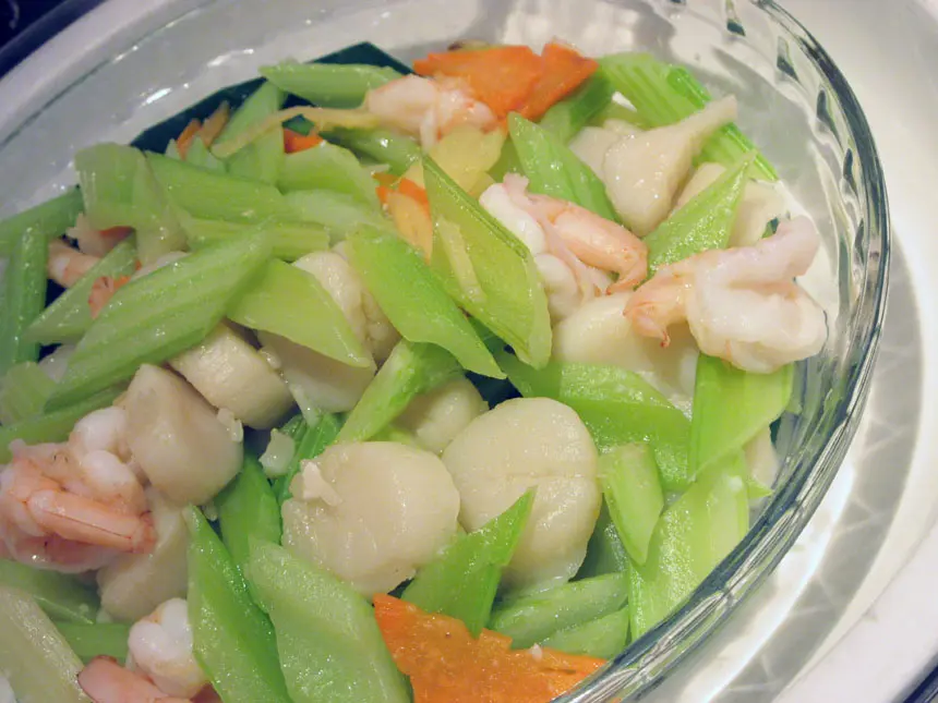 北菇烩素菜(北菇蒸鸡的做法) 北菇烩素菜(北菇蒸鸡的做法)