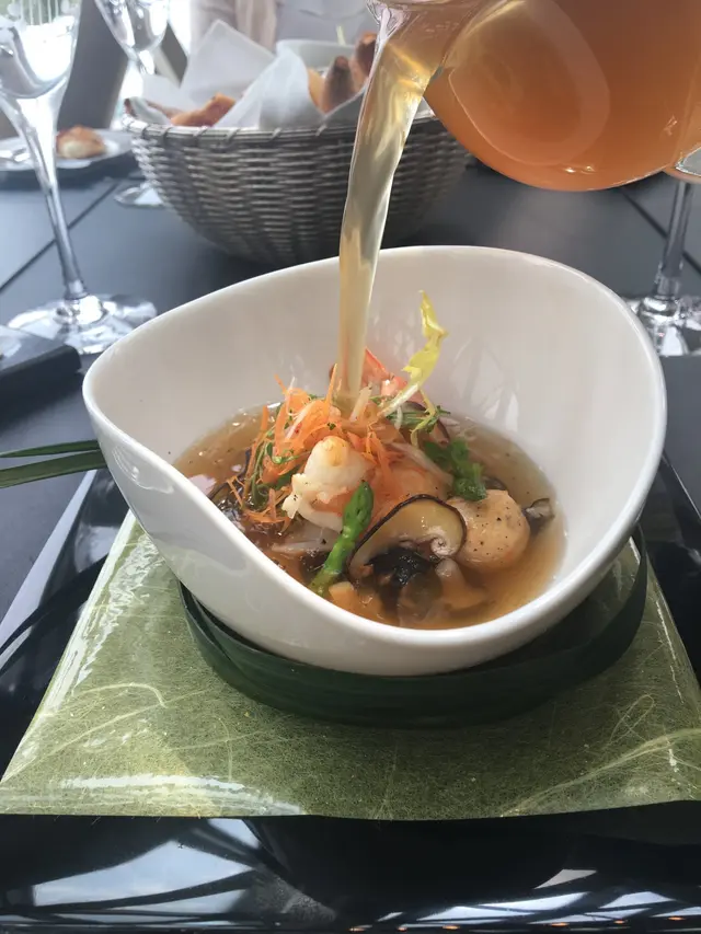 湯類 - 木魚清湯伴大蝦及鮮薑