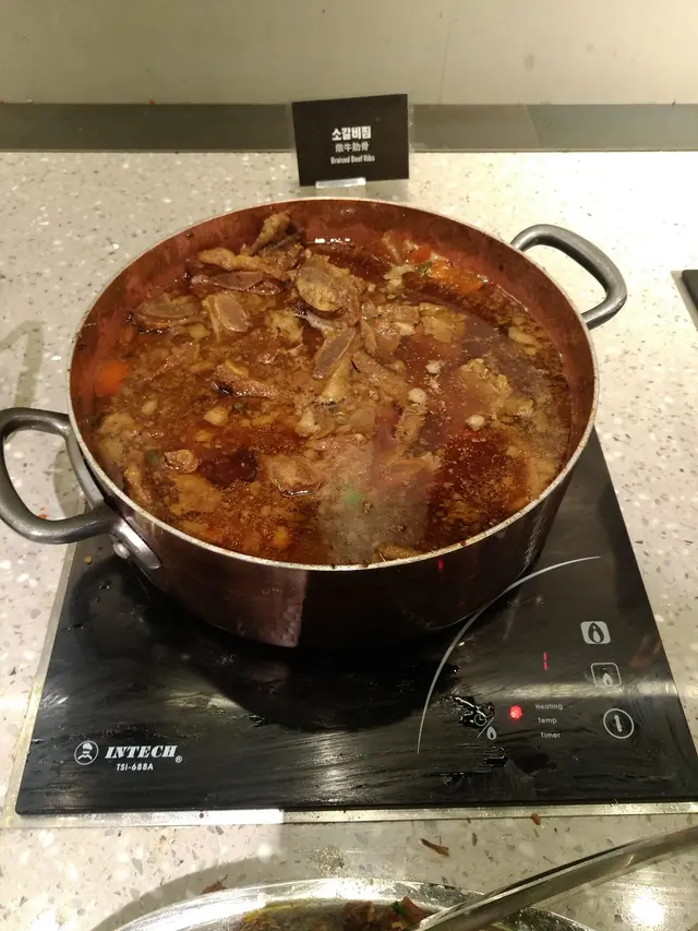 燉牛肋骨