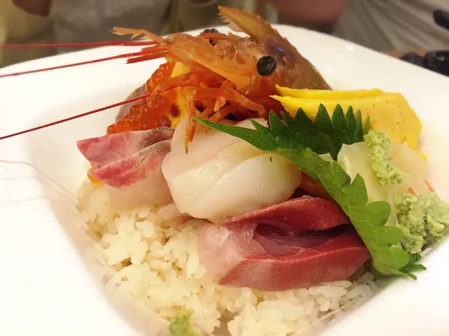 極上雜錦魚生飯