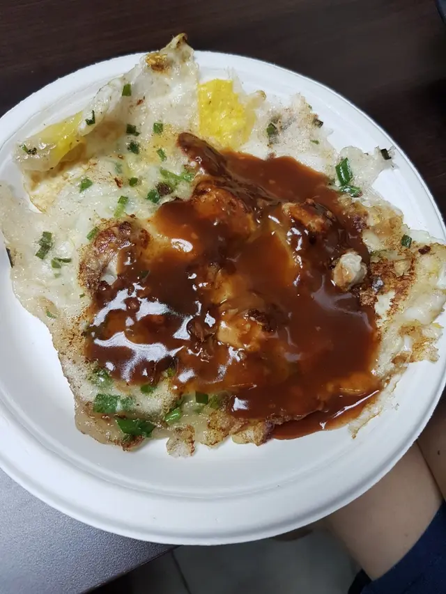 同美食展一樣咁好食
但反而美食展多幾隻蠔喺入面
生菜做底