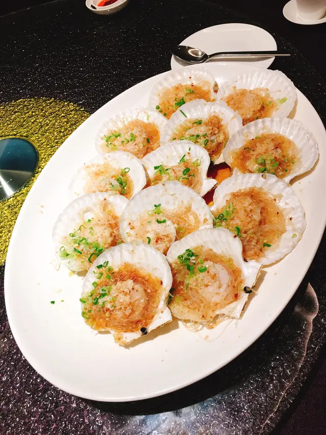 蒜蓉粉絲蒸帶子