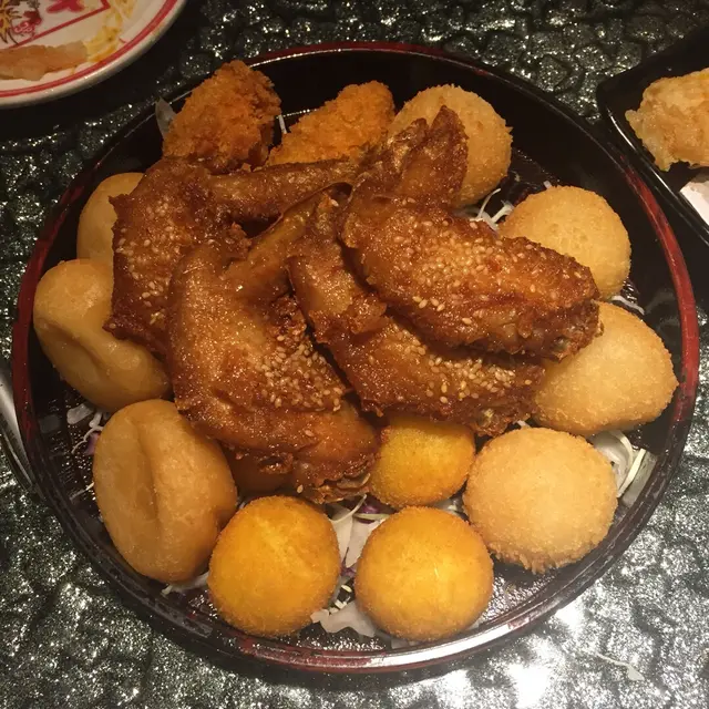 炸蠔,炸雞翼,炸年糕, 炸 榴槤