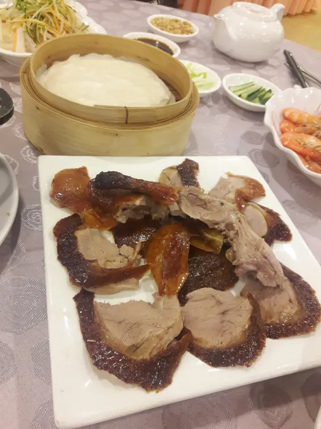 (任點孖寶) 京式片皮鴨半隻