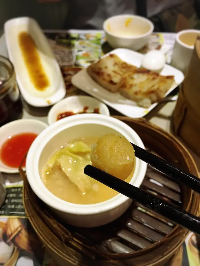 原粒瑤柱湯餃