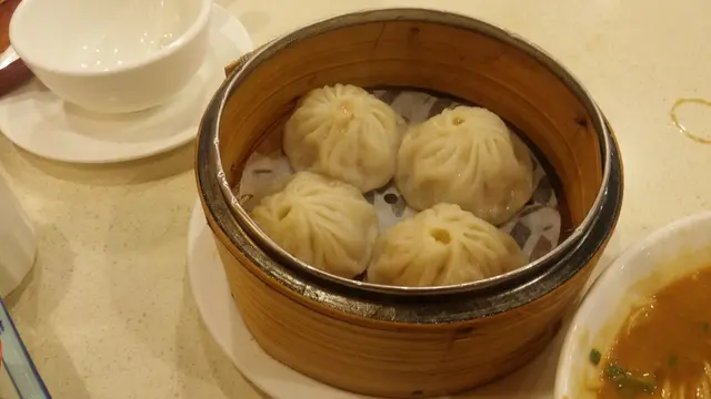 小籠湯包