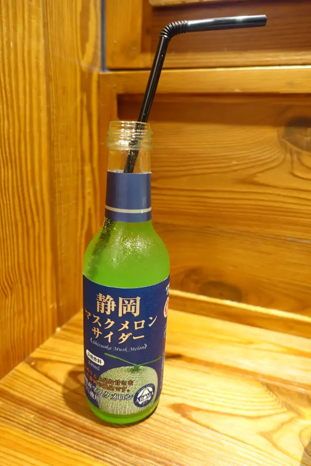 這款蜜瓜梳打的蜜瓜味道很假！