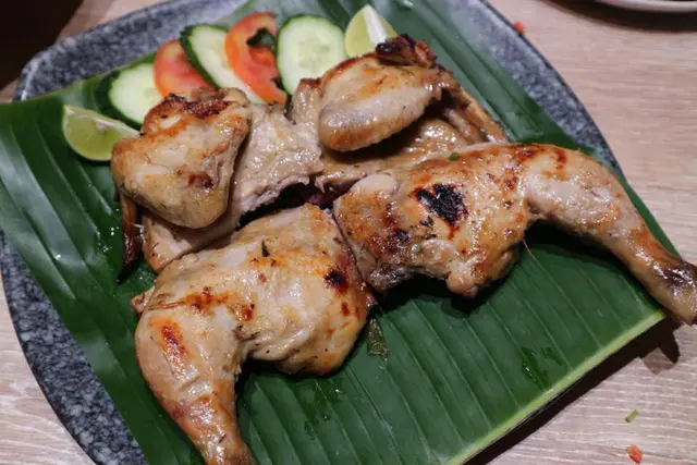 西貢路邊燒春雞