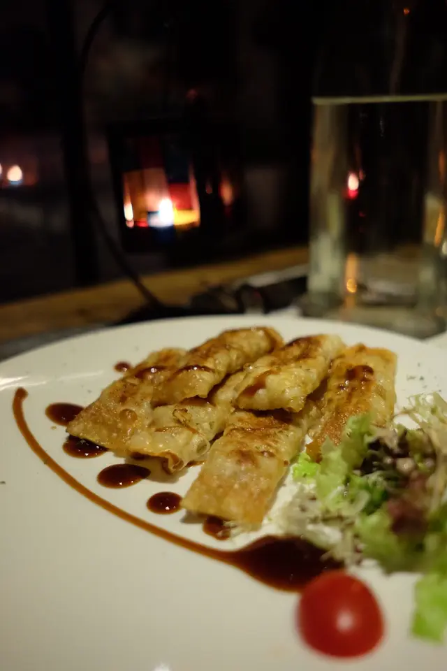 香煎雞軟骨餃子・燒餅醬