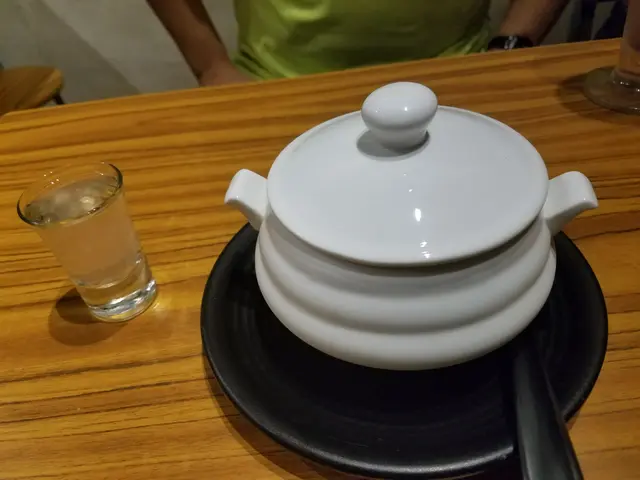 燕窩椰汁海底椰西米露